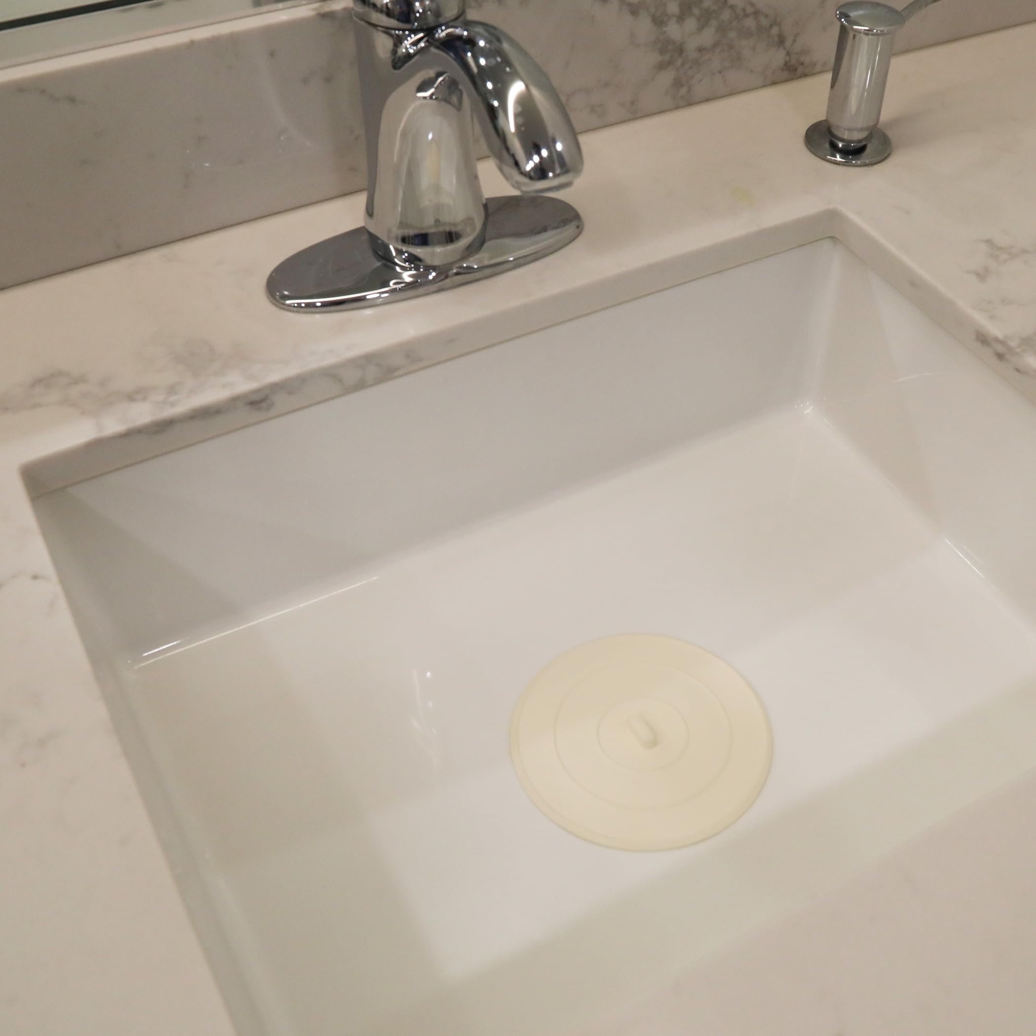 Danco (89042) 5-Inch Flat Suction Rubber Sink Stopper, Fits Kitchen & Bathroom Sink and Tub Drains, White, 1-Pack