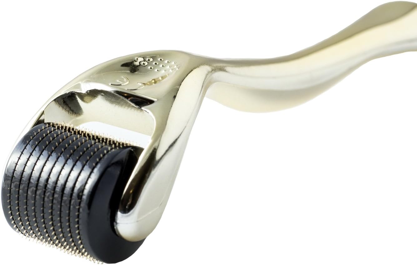 Microneedle Roller For Face: Home Use Derma Roller Tool Best For Face 540 Micro Needle 0.25mm, Storage Case Included - Golden/black