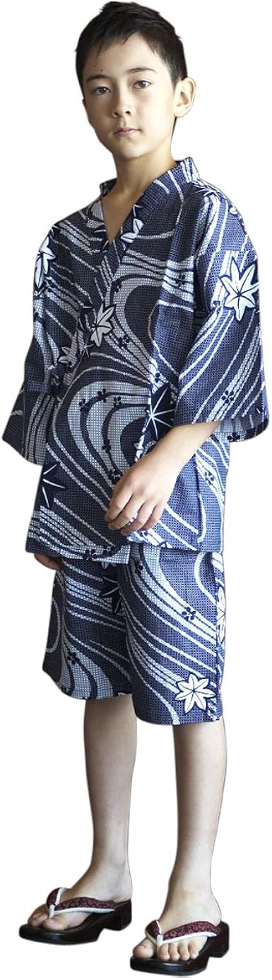 Amazon Com Jinbei For Kids Boy Japanese Midori Yukata For Children Kimono Made In Japan Navy Blue Streaming Water 紺流水 Clothing