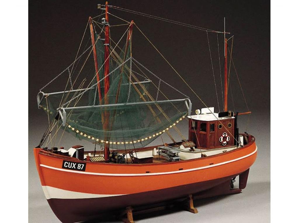 Billing Boats B474 1:33 Scale CUX 87 Krabbenkutter Model Kit