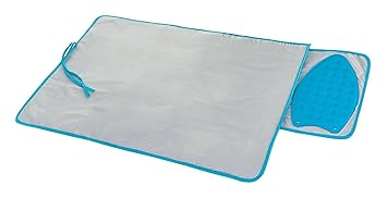 FiNeWaY Reise-Bügelmatte mit eingebauter hitzebeständiger Silikonablage für das Bügeleisen – Maße: 82 cm x 48 cm.
