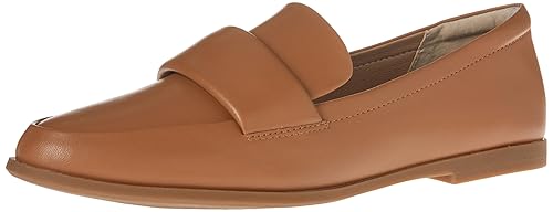 Amazon Essentials Women's Soft Moccasins Toe Loafer, Camel Faux Leather, 7.5