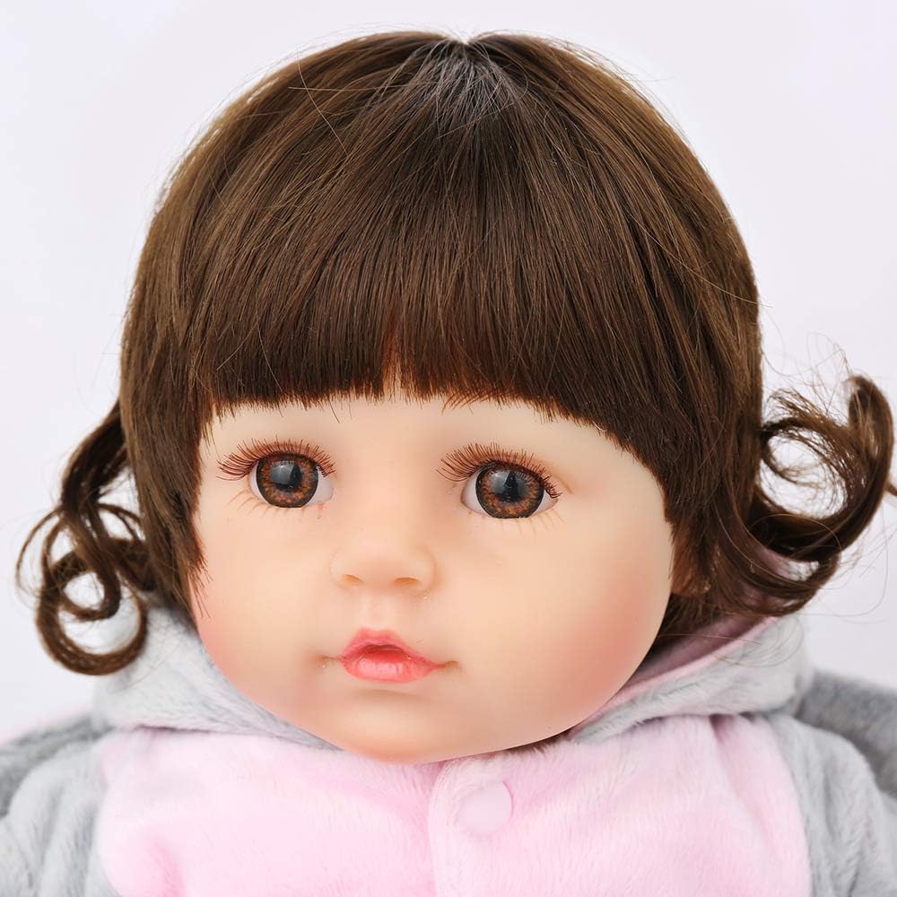 Prezzo Jingya Realistici Reborn delle Bambole del Bambino 45 Centimetri Lifelike Reborn Bambole con Laminati Capelli Carino Vestiti del Bambino e Giocattoli di Peluche Offerte