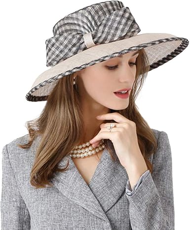 black wide brim hat races