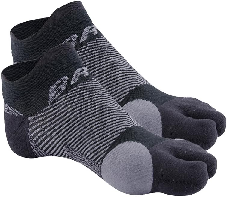 OrthoSleeve BR4 Bunion Relief Socks (1 Pair,Black,Medium) Split-Toe Design Separates Toes, relieves Bunion Pain and a targeted Bunion pad Reduces Toe Friction and relieves Hallux valgus Pain: Health & Personal Care