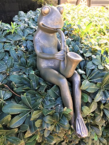 Continental Art Center CAC14620B Polyresin Frog Playing a Saxophone Garden Statue - Thumbnail 3