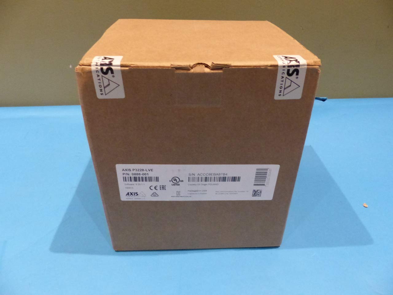 AXIS 0888-001 Outdoor PTZ Network Surveillance Camera, White