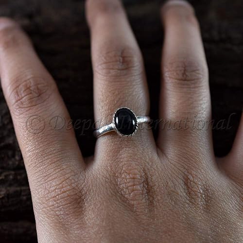 Dainty Black Onyx Ring Natural Black Onyx Tiny Ring Women S Minimalist Ring Thanksgiving Gift For Her Wife Mother Sister 925 Silver Ring Amazon Co Uk Handmade
