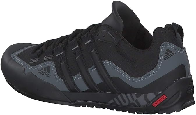 terrex swift solo d67031 black