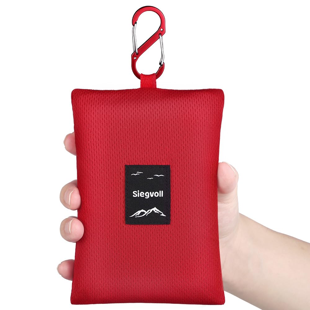 Siegvoll Picnic Blanket 210 x 200 cm with Practical Carabiner Ultralight Ultra Thin Portable Beach Blanket Outdoor Blanket for Beach, Picnic, Camping and Hiking (Black)