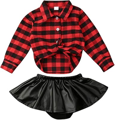 blusa xadrez e saia de couro