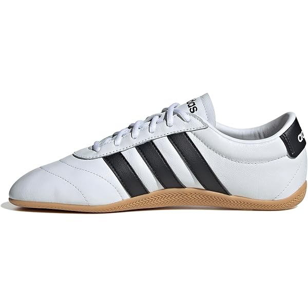 Amazon.com | Adidas Women's Grand Court 2.0 AluminaFtwr White/Gold met. 8.5  US | Tennis & Racquet Sports