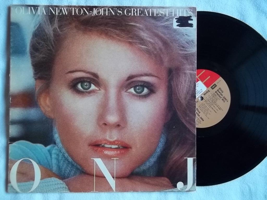 Olivia Newton John's Greatest Hits Amazon.co.uk Music Olivia Newton John's Greatest Hits Amazon.co.uk Music