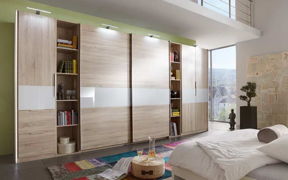 Schrankprogramm 5-tlg. in Eiche sägerau Nachb, Abs.Glas Weiß 2-trg