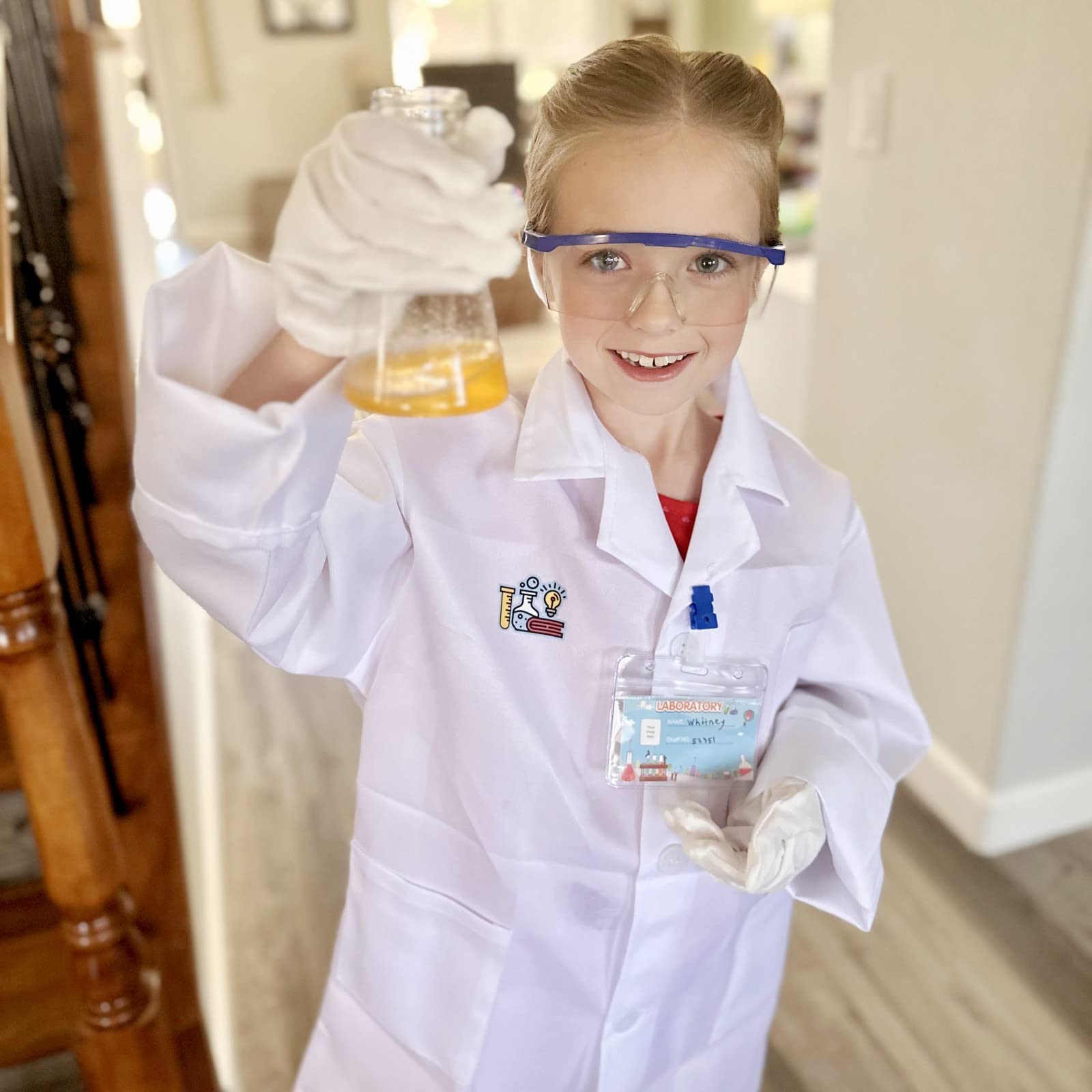 INNOCHEER Kids Science Experiment Kit with Lab Coat Scientist Costume Dress Up and Role Play Toys Gift for Boys Girls Kids Age 6+ Christmas Birthday Party