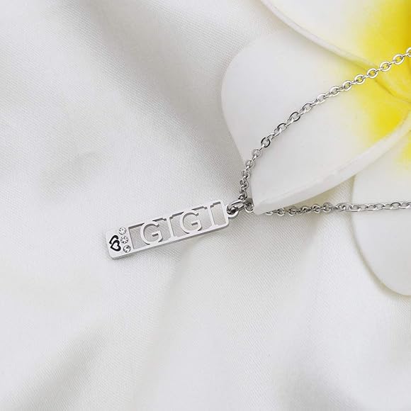 meaningful necklaces for mom