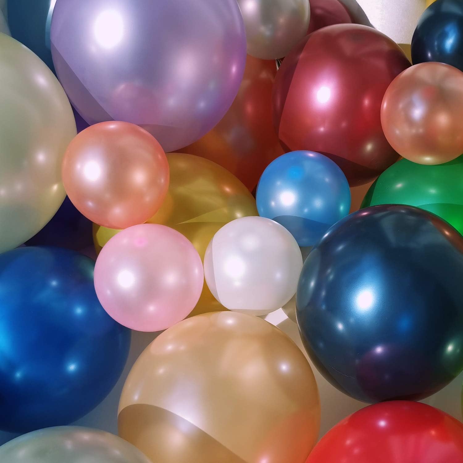 Eanjia Peal Latex Balloons 100pcs Bulk Pack of Thicken Latex Balloons 3.2g for Birthday Wedding Party Decorations, Good Round Shape ,Easy to Tie ,Vivid Clear,Real Shot (Champagne gold, 12inch): Toys & Games