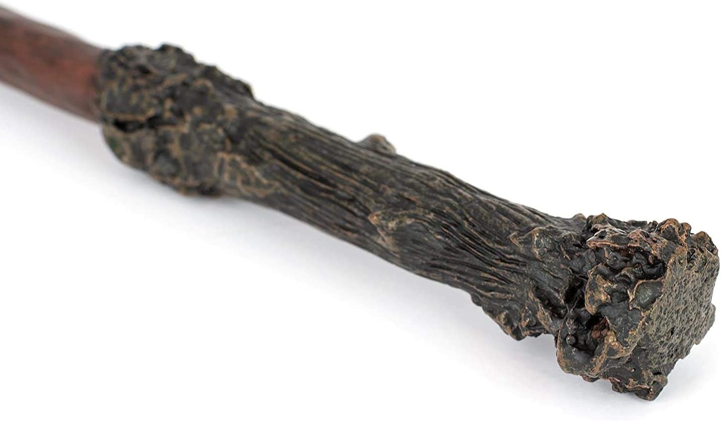 The Noble Collection Harry Potter Wand with Ollivanders Wand Box: Toys & Games
