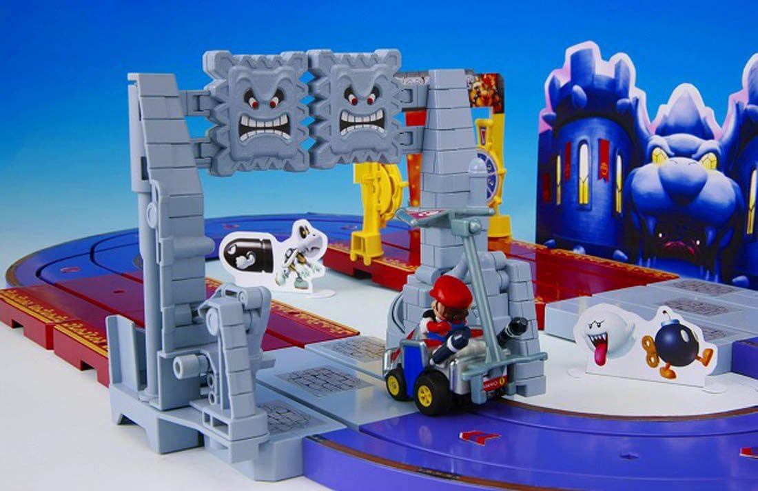 Amazon チョロq マリオカート7 クッパキャッスルサーキット プルバックカー おもちゃ