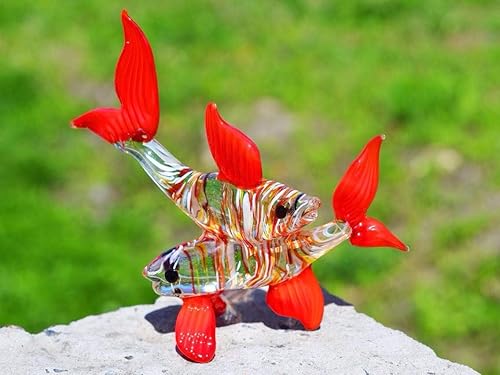 red fish toy