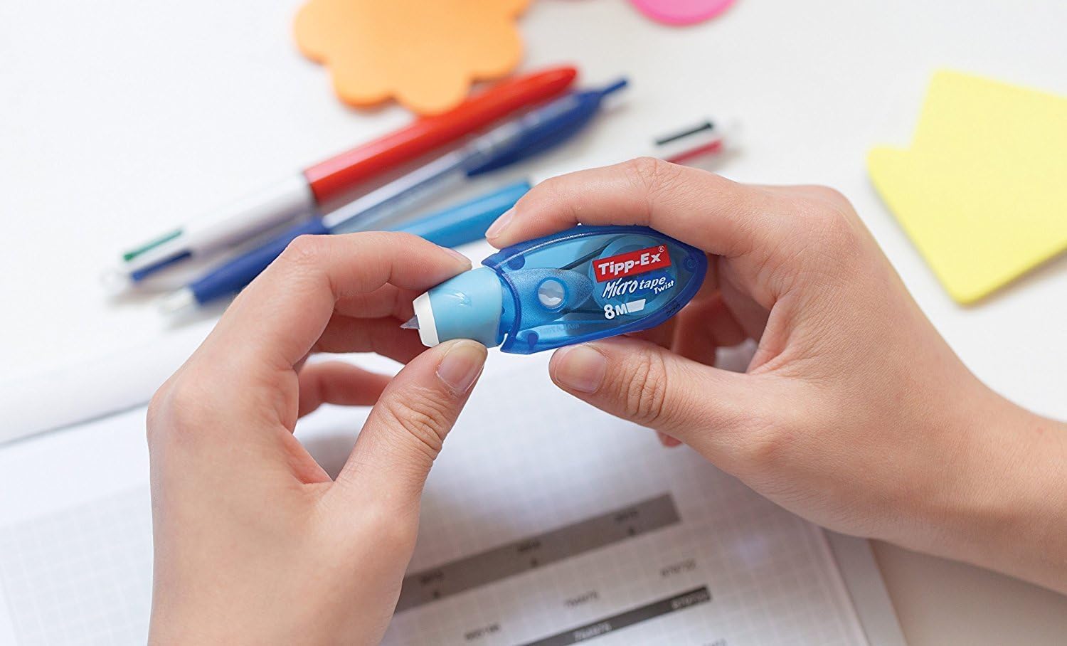 Tipp-Ex Korrekturroller Micro Tape Twist mit Schutzkappe, in 4 Farben, 8m x 5 mm, 10er Pack, Ideal für das Büro, das Home Office oder die Schule 2