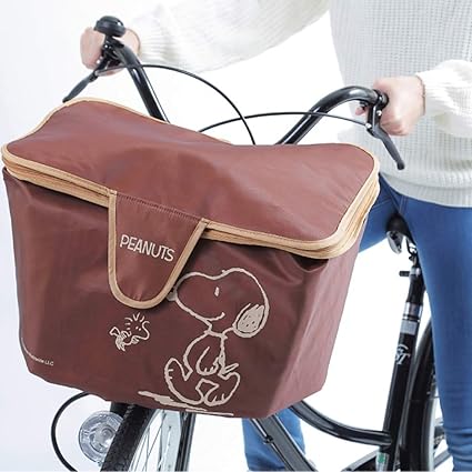 Amazon Co Jp スヌーピー 自転車 かごカバー キャラクター かご カバー 前 チョコブラウン スポーツ アウトドア