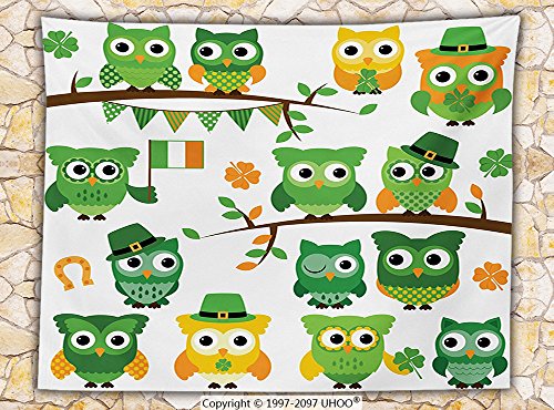 St. Patricks Day Fleece Throw Blanket Irish Owls with Leprechaun Hats on Trees Shamrock Leaves Horseshoe Throw Green and White