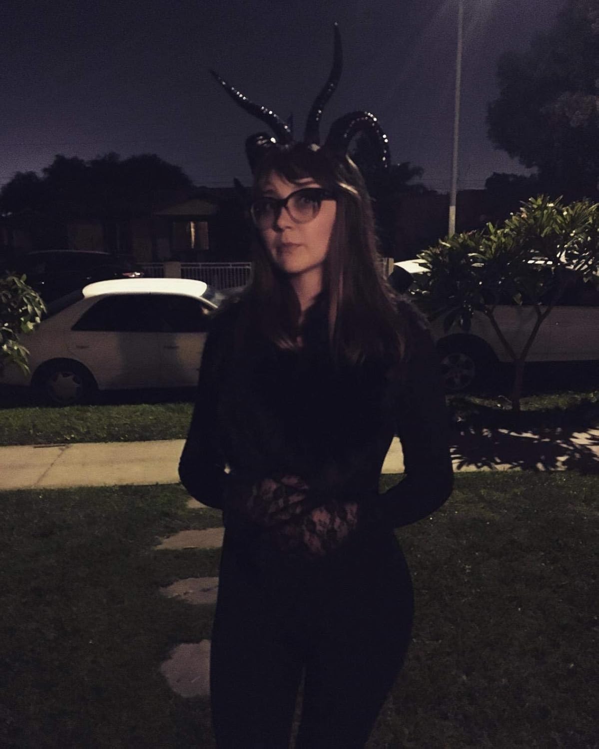 Qhome Gothic Antelope Sheep Horn Hoop Headband Forest Animal Photography Original Manual Aries Exhibition Cosplay Photo Props Deluxe Costume Horns (Black): Clothing