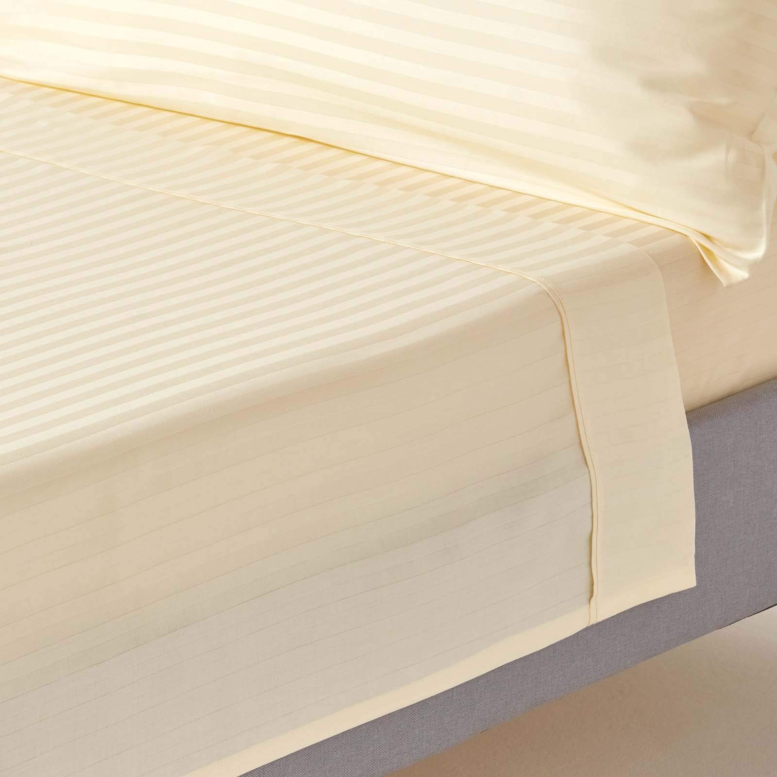 HOMESCAPES Pastel Yellow Pure Egyptian Cotton Flat Sheet Super King 330 TC 500 Thread Count Equivalent Satin Stripe Bed Sheet