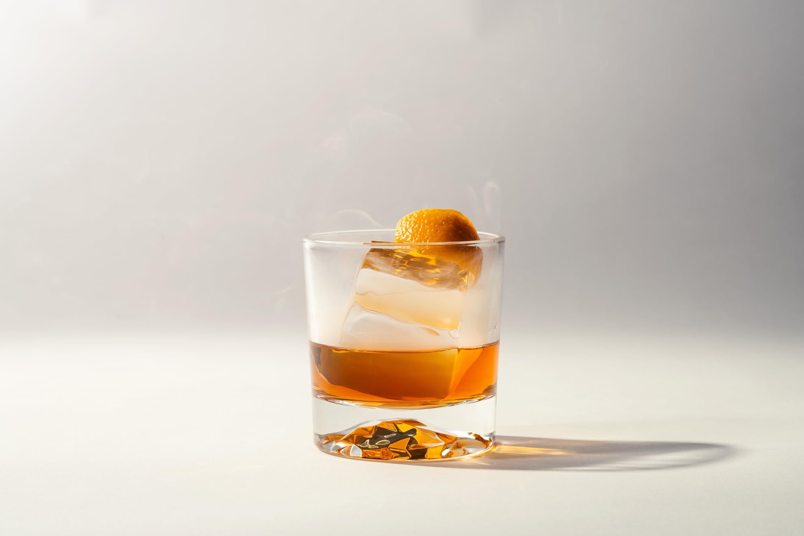 Jefferson's Straight Bourbon Whiskey, Vanille, Pfirsich, Toffee Aroma und eine feine Honig-Nuance, Pur oder in Cocktails genießbar, Vol. 41,15%, 0,7 l 3