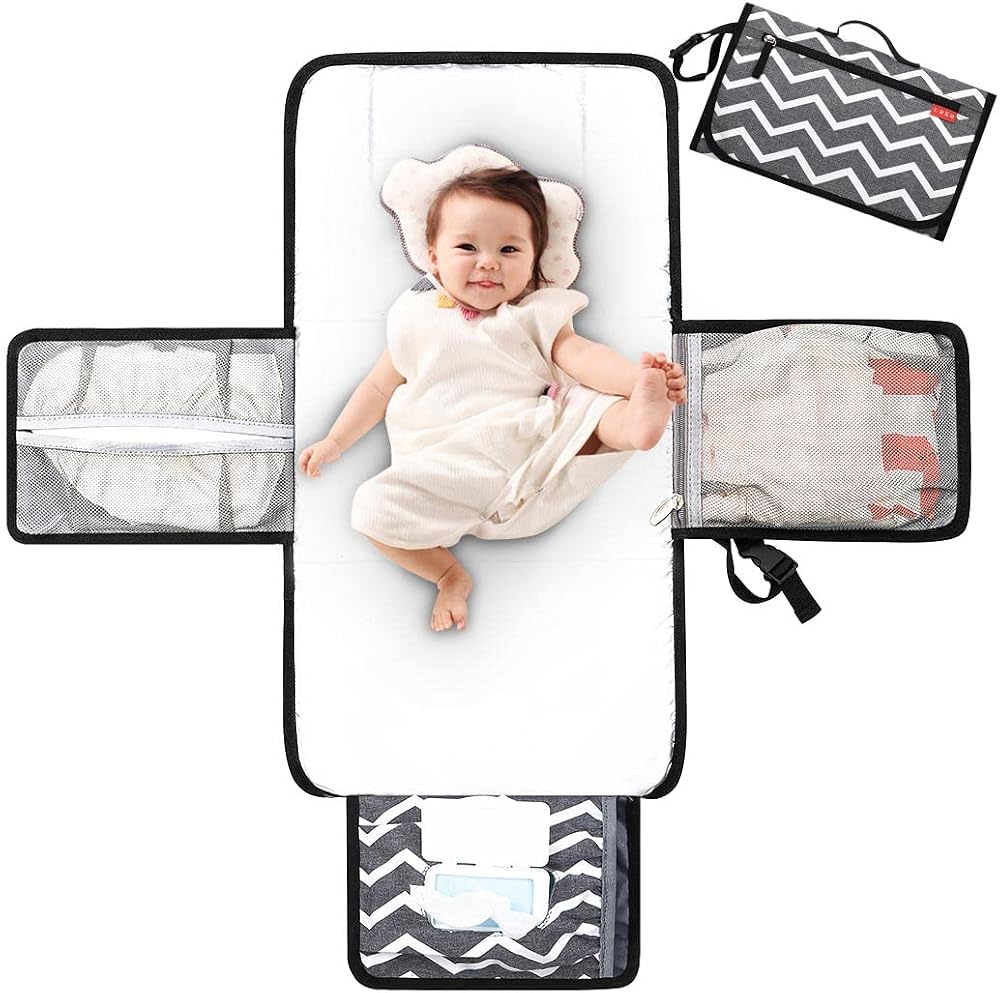 Lekebaby Portable Nappy Changing Mat Travel with Wipe-Pocket Head Cushion White