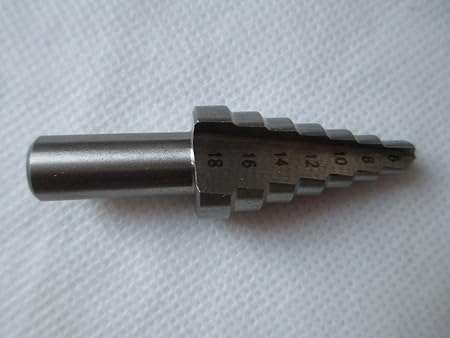 Generic HSS4241 High-speed Superhard Steel Stepped Drill Bit Hole Saw 6-18mm 7 step