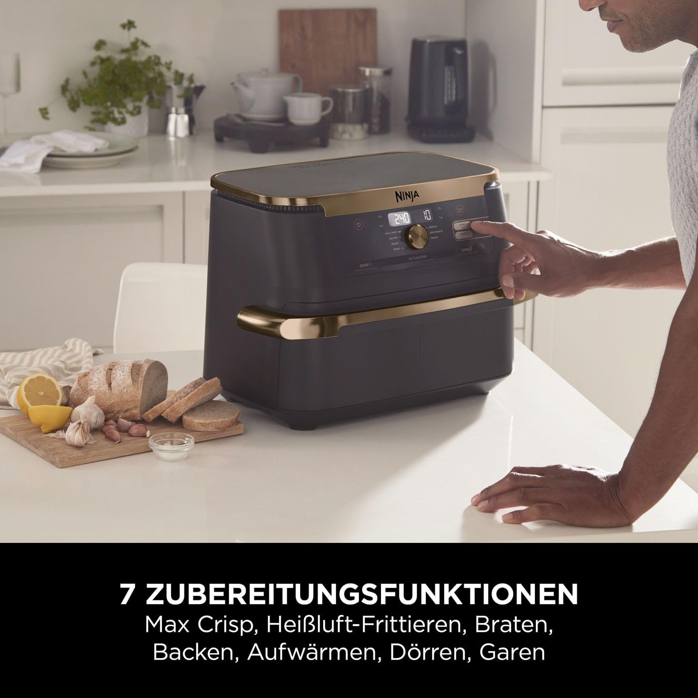 Ninja Foodi FlexDrawer Dual Zone Heißluftfritteuse, Airfryer mit 10,4-Fach und herausnehmbarem Trenner, Antihaftbeschichtung, spülmaschinenfester Korb, 7-in-1, Schwarz & Kupfer, AF500EUCP 6