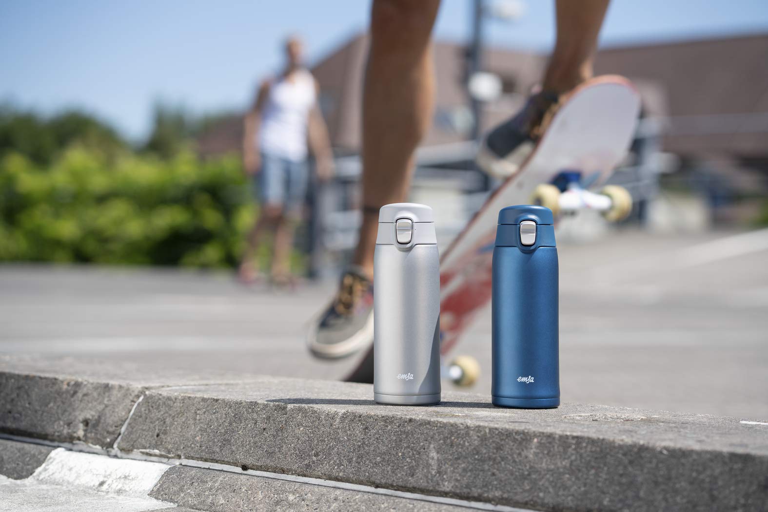 Emsa N21509 Travel Mug Light Thermo/Isolierbecher aus Edelstahl, 0,4 Liter, 8h heiß, 16h kalt, 100 Prozent dicht, auslaufsicher, spülmaschinengeeignet, Klappverschlussystem, Blau, 1 Stück (1er Pack) 7