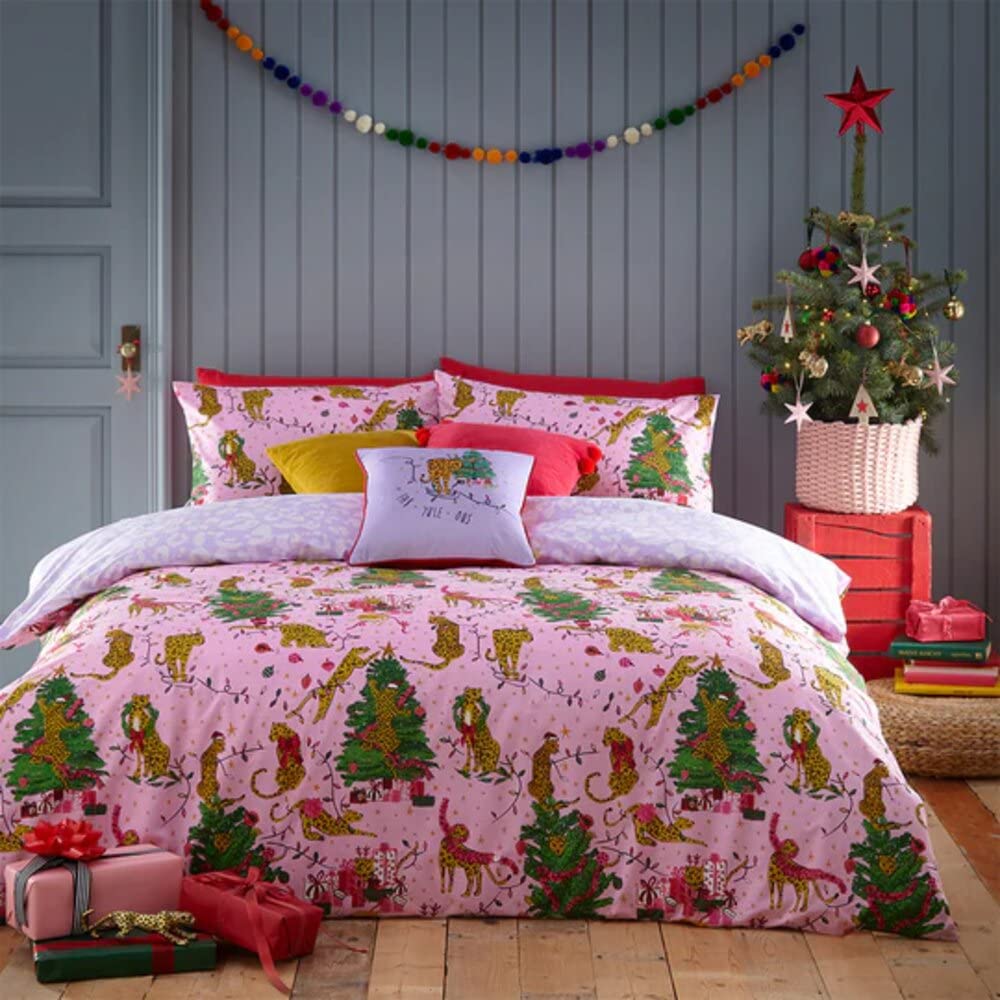 furn. Purrfect Christmas Duvet Cover Set - Festive Bedding Holiday Décor (Pink - Double)