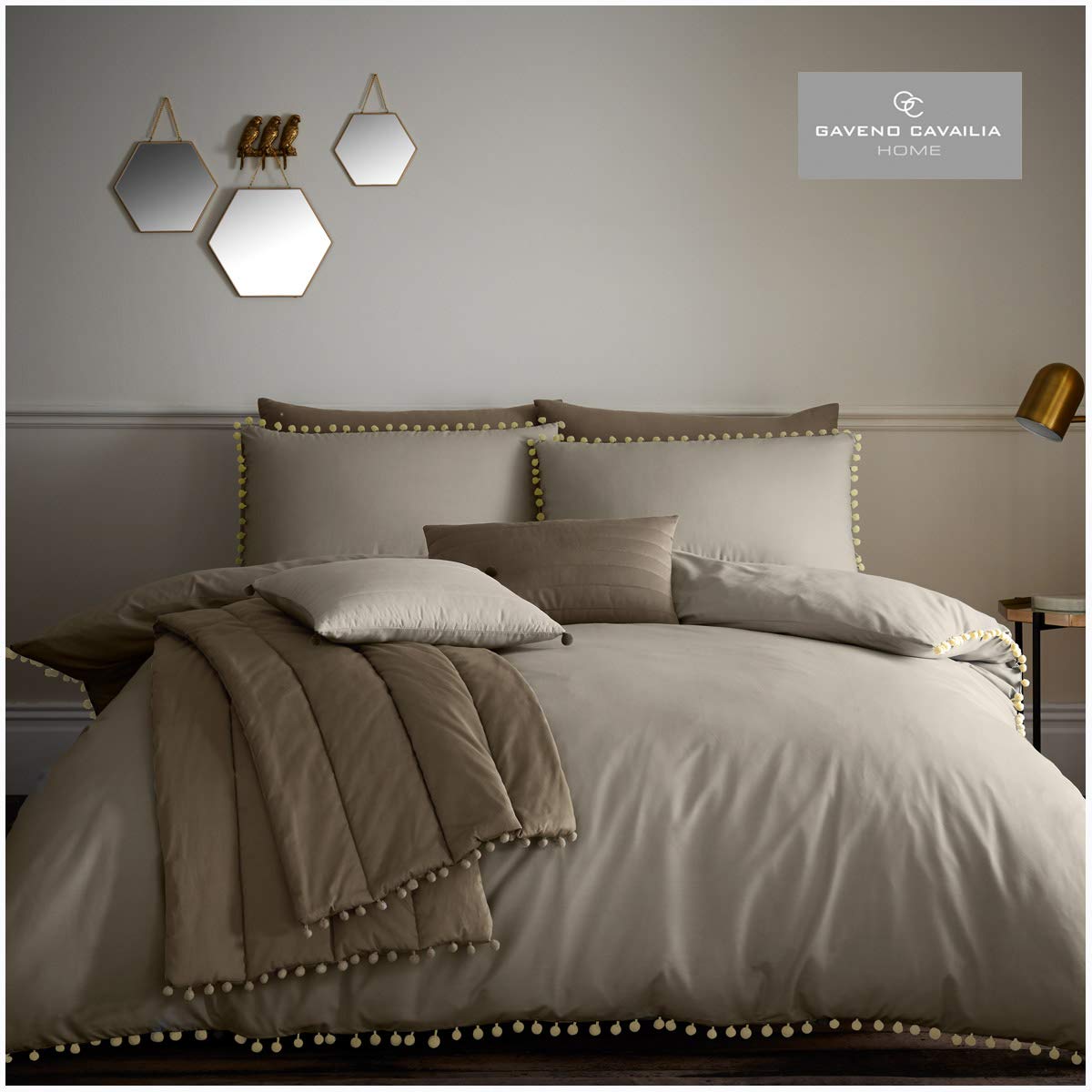 GC GAVENO CAVAILIA Pompom Design King Duvet Set Pom, Luxury Ornamental Round Tuft Bedding, Cotton Blend Bedlinen, Easy Care DuvetCover Bedset, Natural