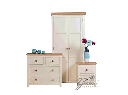 Jada Traditional Bedroom Furniture Set Range Bedside Tables