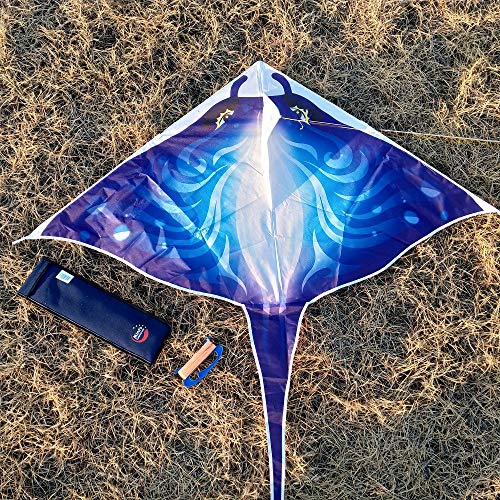 Mint's Colorful Life Devil Fish Kite for Kids Adults，Easy to Fly Delta Kite Single Line Large, Kite Handle Include (Blue) - Thumbnail 4