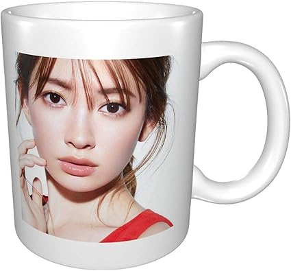 Amazon マグカップ Akb48 小嶋陽菜 カップ セラミック 陶器 耐熱 耐冷 保温 耐用性 無臭 無毒 健康衛生 人気 かわいい おしゃれ 両面プリント 家庭用 オフィス カフェ ホワイト プレゼント ギフト 330ml コーヒーカップ ティーカップ ホーム キッチン