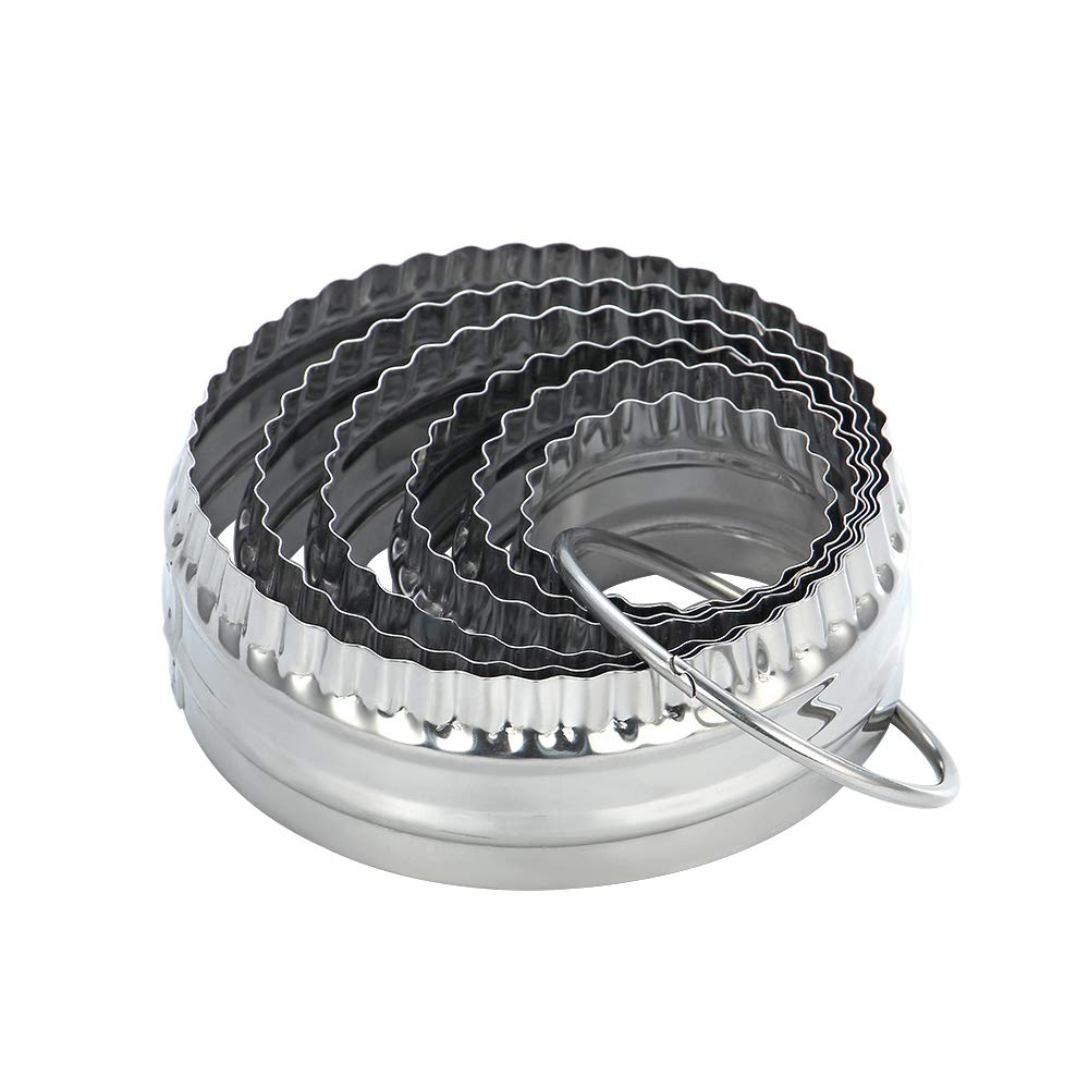 ShengHai Fluted Cookie Cutter- Round Biscuit Cutters Set of 6 Pieces, Stainless Steel Fluted and Plain Edge Cookie Cutters with Hanging Ring, Baking Tools Set