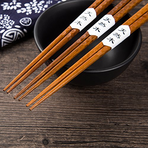 Wooden Chopsticks,GAKA 9 Inches Top Grade Japanese Natural Wood Chopsticks, Reusable Classic Japanese Style,Dishwasher-Safe,Chopsticks Wooden for Kitchen Dinner And Wooden Chopsticks Gift Set 6 Pairs - Thumbnail 4
