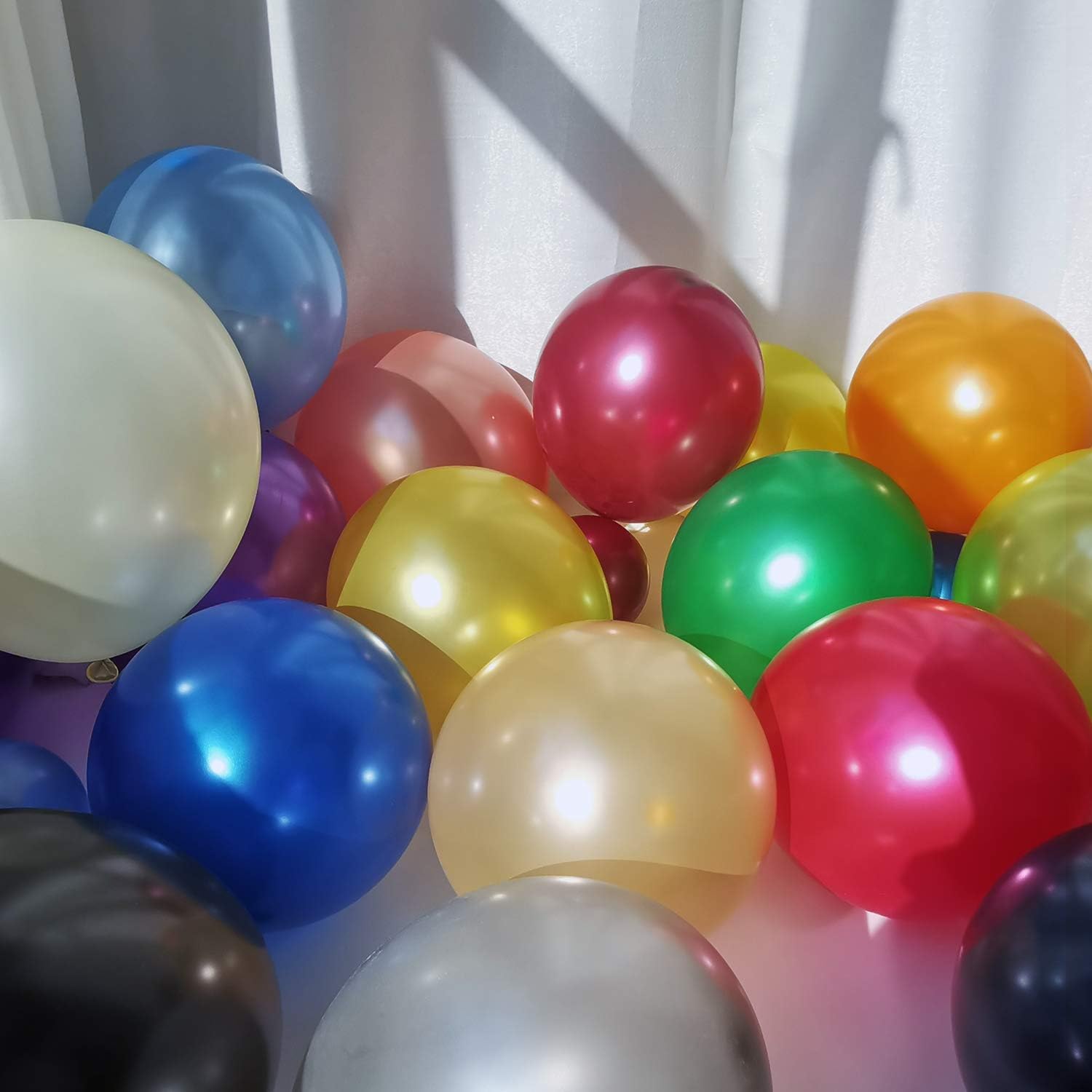 Eanjia Peal Latex Balloons 100pcs Bulk Pack of Thicken Latex Balloons 3.2g for Birthday Wedding Party Decorations, Good Round Shape ,Easy to Tie ,Vivid Clear,Real Shot (Champagne gold, 12inch): Toys & Games