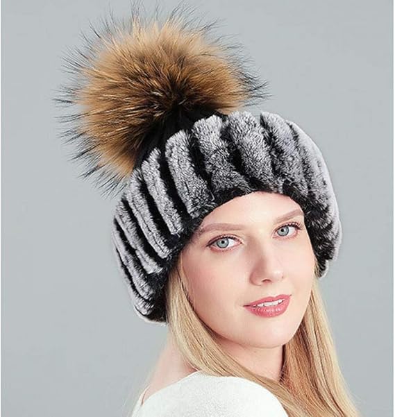 Amazon レディースナイロンニット帽ファーボール と冬の暖かい毛皮の帽子 キャップ 通販