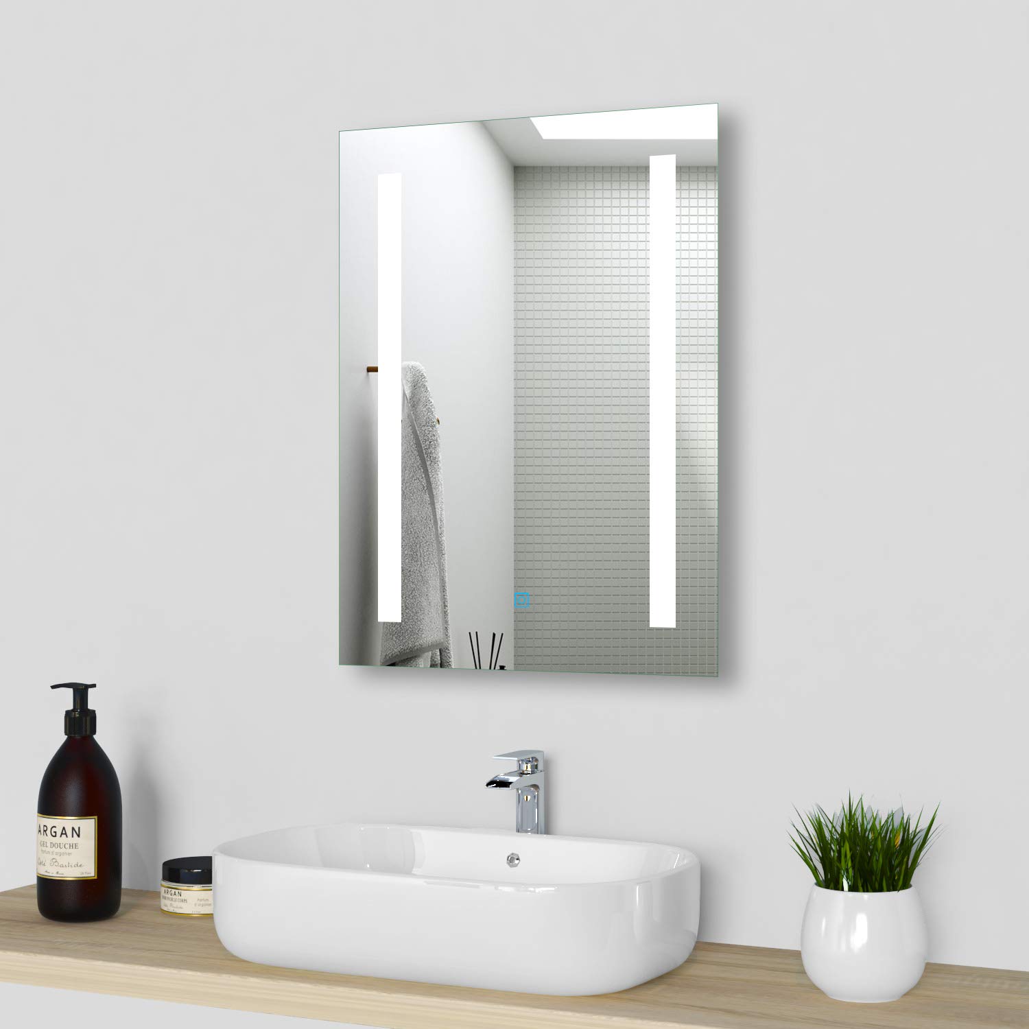 Xinyang 500x700 Illuminated Bathroom Wall Mirrors with Demister Pad,LED Lights,IP44,Touch Sensor,500x700mm