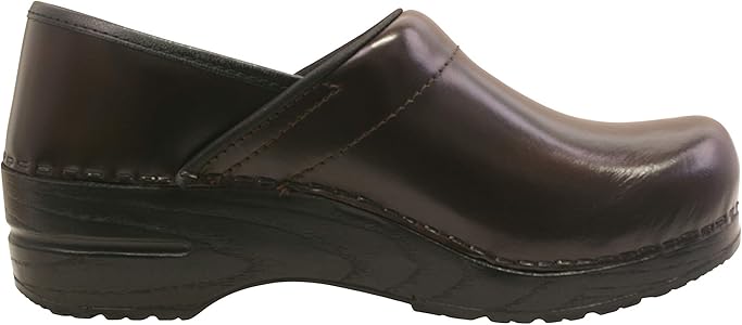 sanita narrow clogs