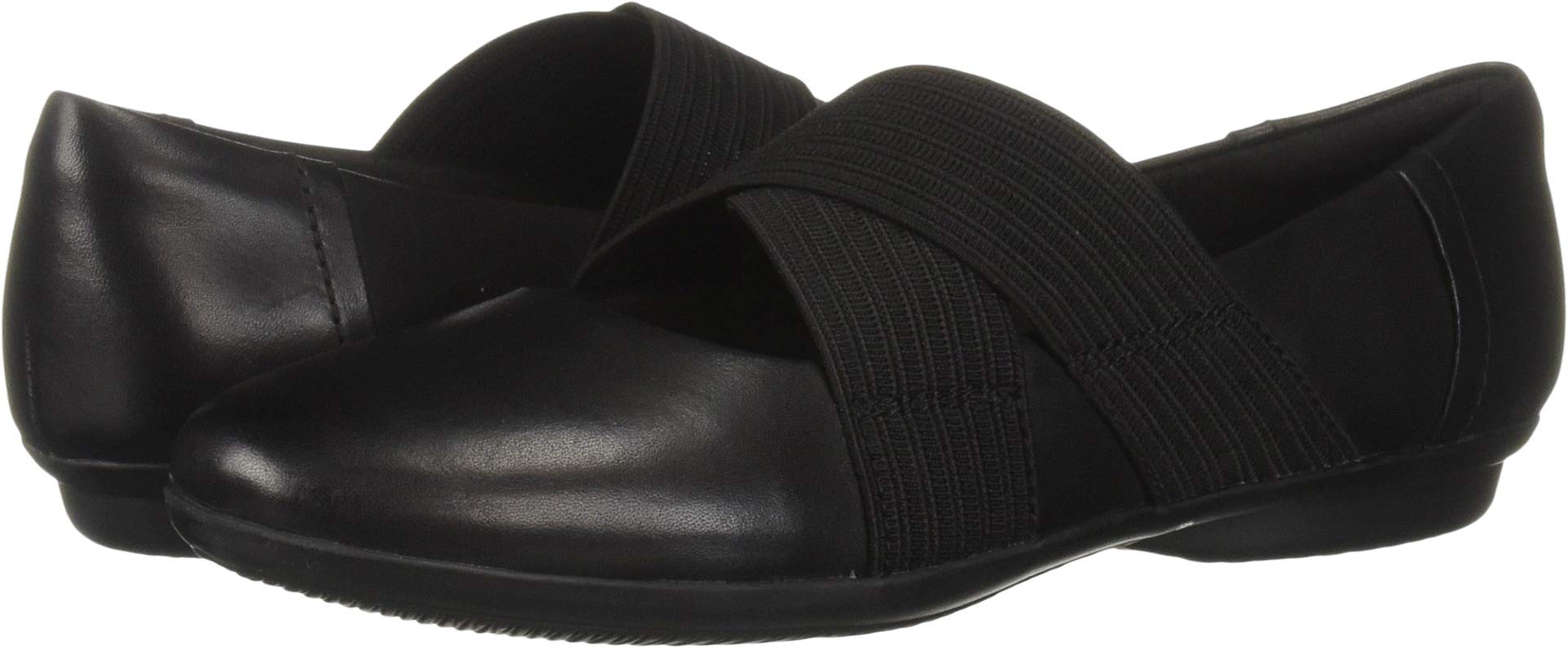 Clarks Women's Gracelin Shea Ballet Flat