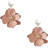 Chanaiqw Pearl Flower Floral Stud Earrings with God Bud Boho Hippie Studs for Women Aesthetic Earrings Cute Small Gold Minimalist Jewelry