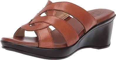 naturalizer slip on sandals