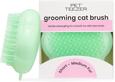 Tangle Teezer Pet Teezer Cat Brush for Cats Short to Medium Hair Green