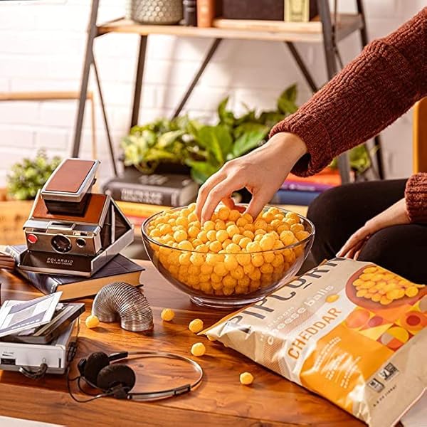 HEIRLOOM CHEDDAR CHEESE BALLS BY PIPCORN, 4.5 OZ